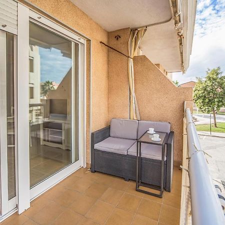 1 Bedroom Cozy Apartment In מיראמר מראה חיצוני תמונה